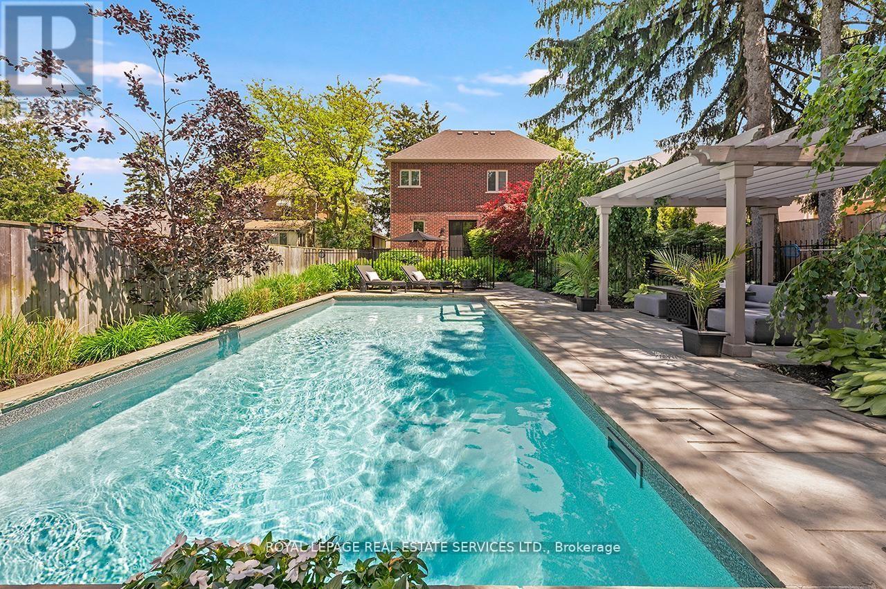 












24 JOPLING AVENUE N

,
Toronto,




Ontario
M9B4E7

