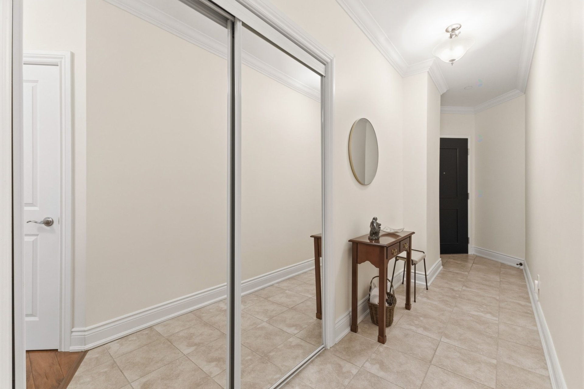 









224


Boul. Alexandre-Taché

, 207,
Gatineau (Hull),




QC
J9A0B8

