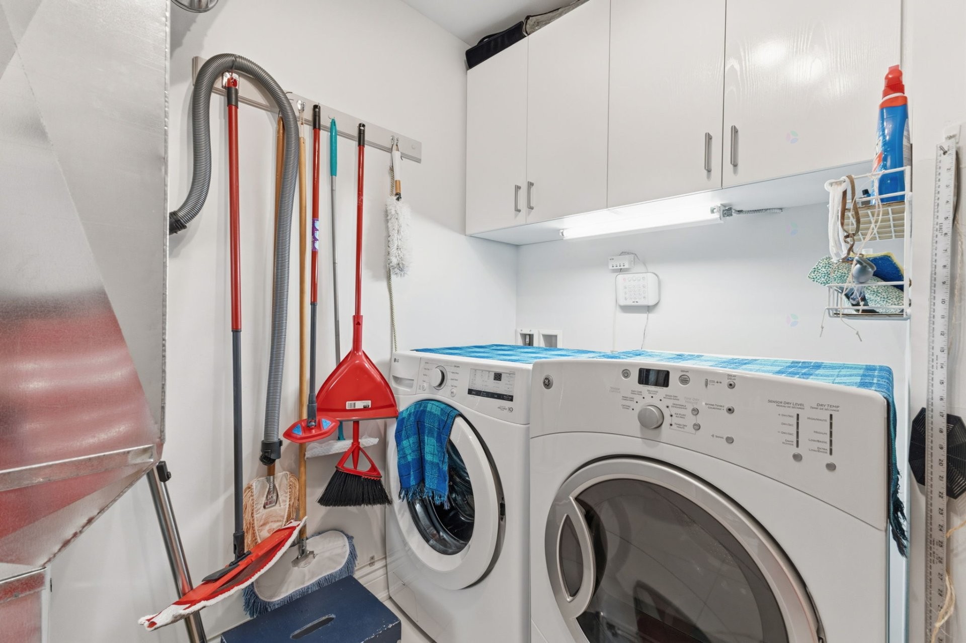 









224


Boul. Alexandre-Taché

, 207,
Gatineau (Hull),




QC
J9A0B8

