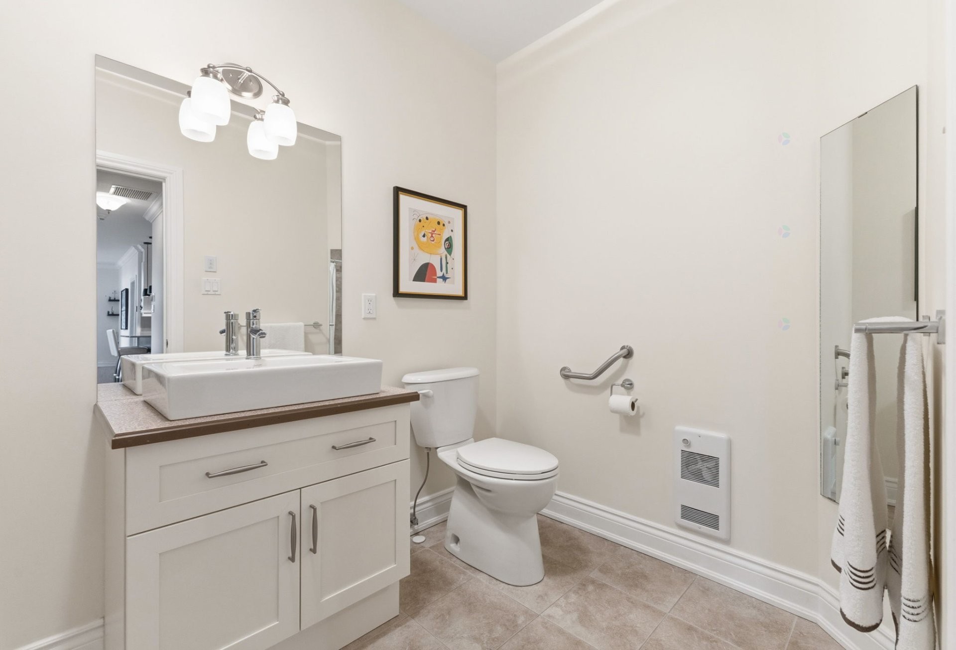 









224


Boul. Alexandre-Taché

, 207,
Gatineau (Hull),




QC
J9A0B8

