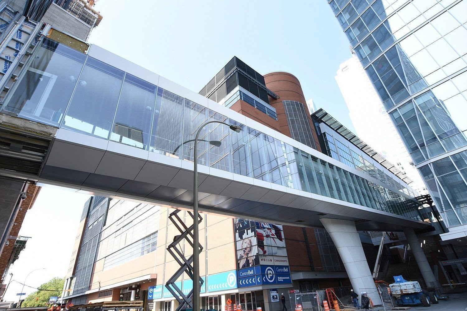 









1188


Rue St-Antoine O.

, 3111,
Montréal (Ville-Marie),




QC
H3C1B4

