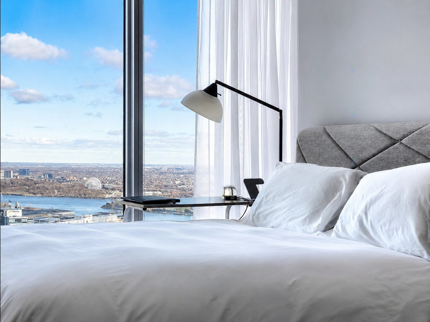 









1188


Rue St-Antoine O.

, 3111,
Montréal (Ville-Marie),




QC
H3C1B4

