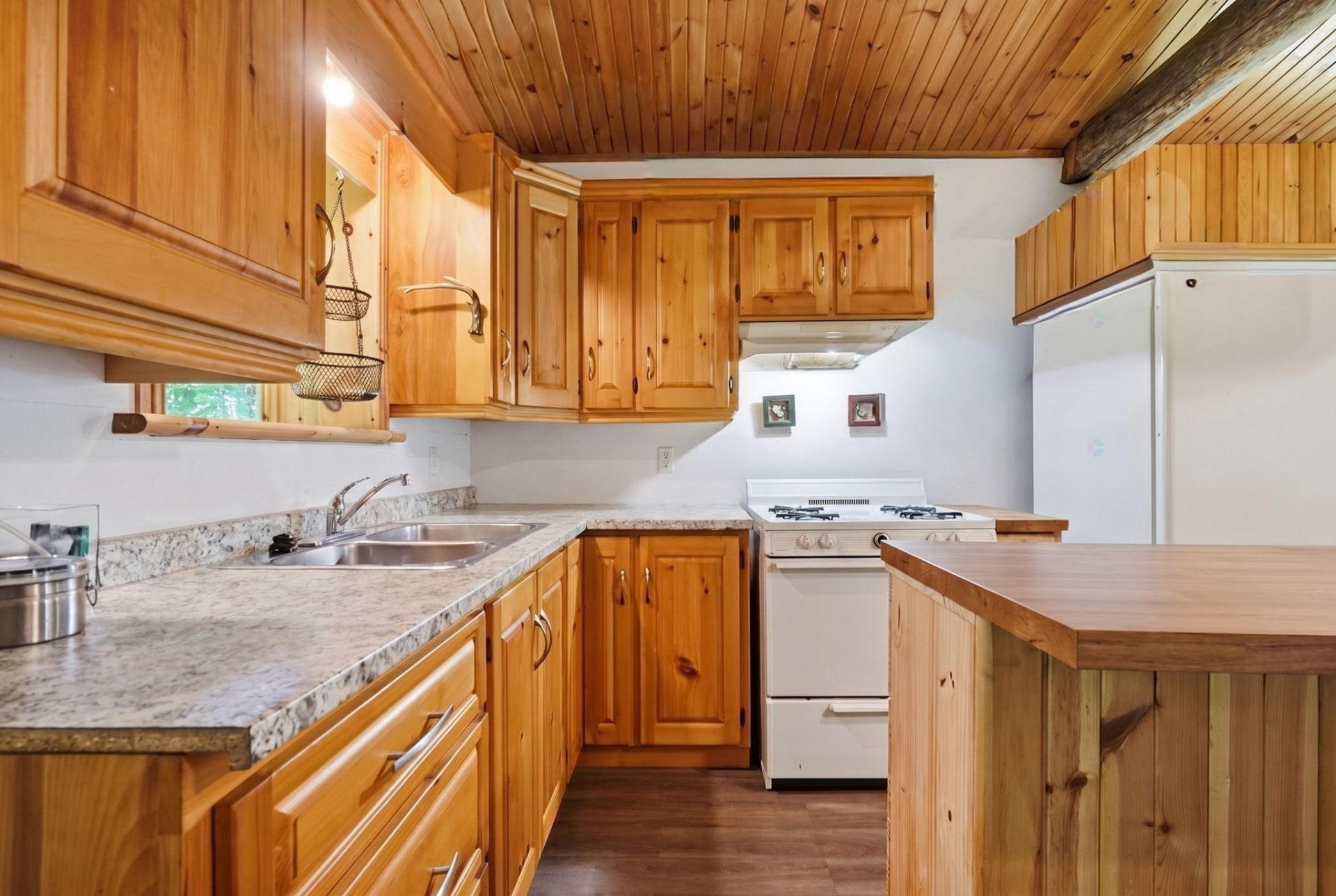 









267


Ch. du Rang-A

,
Otter Lake,




QC
J0X2P0


