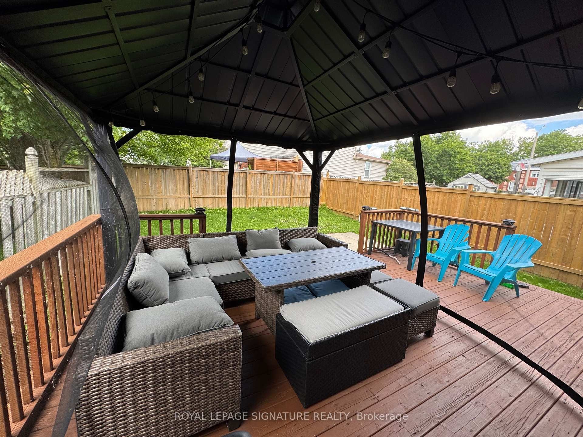 









118


Athabaska

Road,
Barrie,




ON
L4N 8E5

