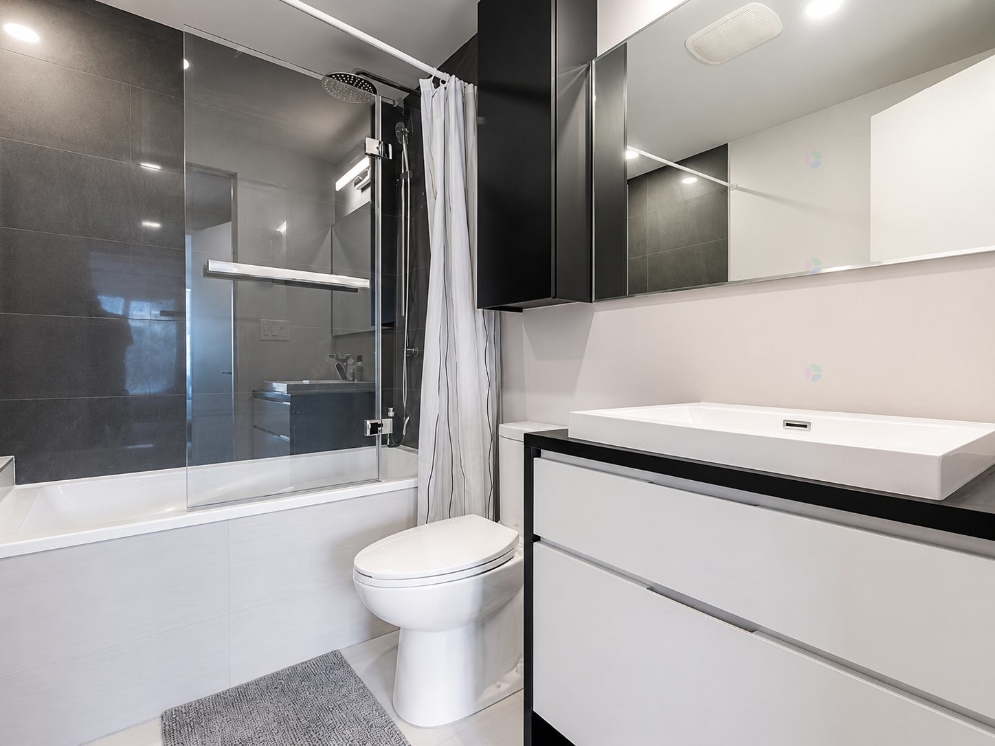 









1188


Rue St-Antoine O.

, 1104,
Montréal (Ville-Marie),




QC
H3C1B4

