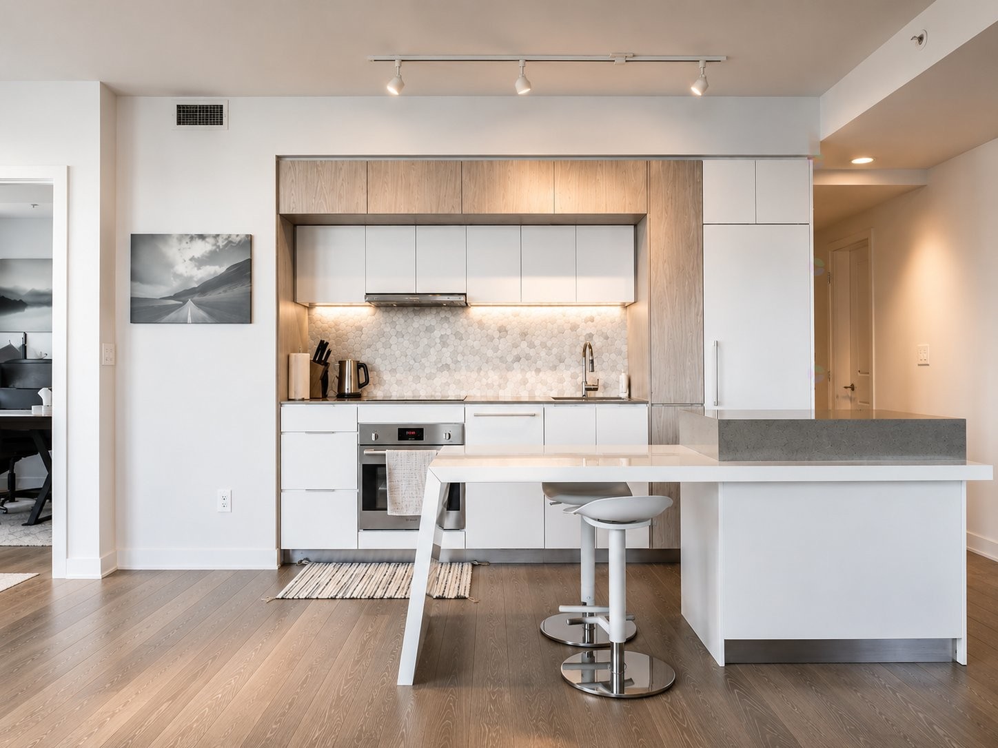 









1188


Rue St-Antoine O.

, 1104,
Montréal (Ville-Marie),




QC
H3C1B4


