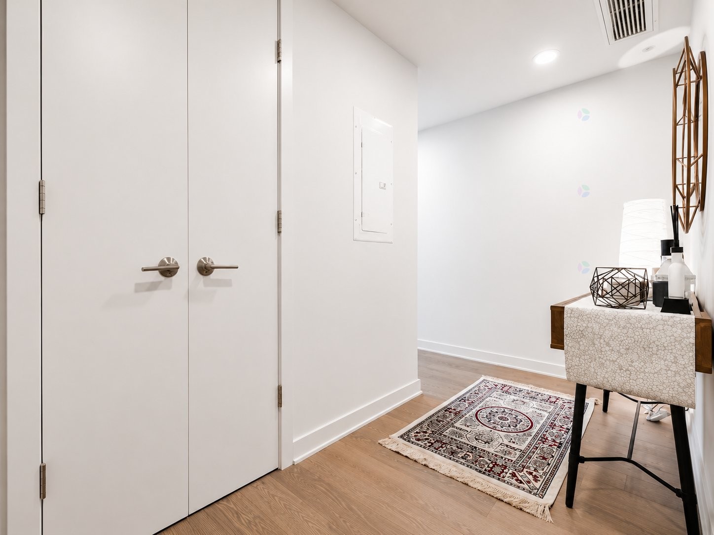 









1188


Rue St-Antoine O.

, 1104,
Montréal (Ville-Marie),




QC
H3C1B4

