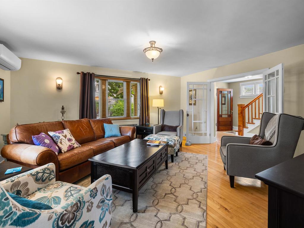 












190 HARVARD Street

,
Summerside,




PE
C1N 1R6

