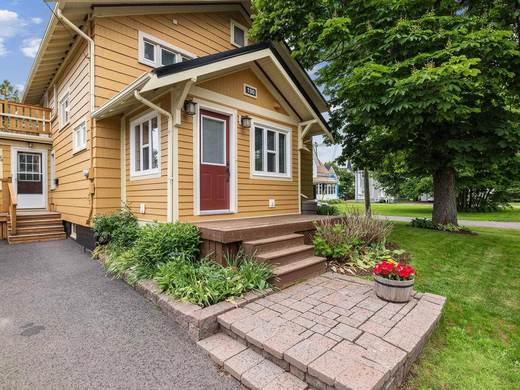 












190 HARVARD Street

,
Summerside,




PE
C1N 1R6

