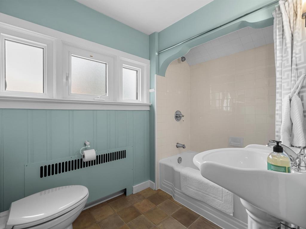 












190 HARVARD Street

,
Summerside,




PE
C1N 1R6

