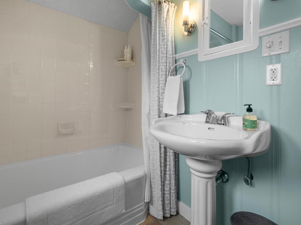 












190 HARVARD Street

,
Summerside,




PE
C1N 1R6

