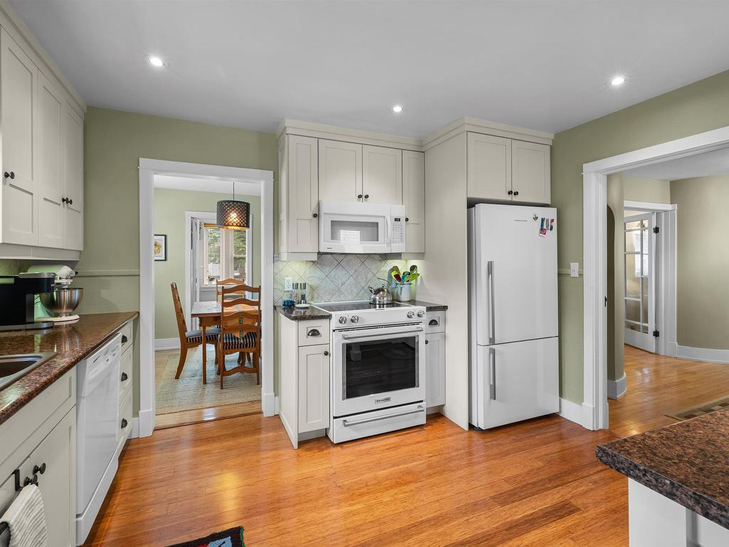 












190 HARVARD Street

,
Summerside,




PE
C1N 1R6

