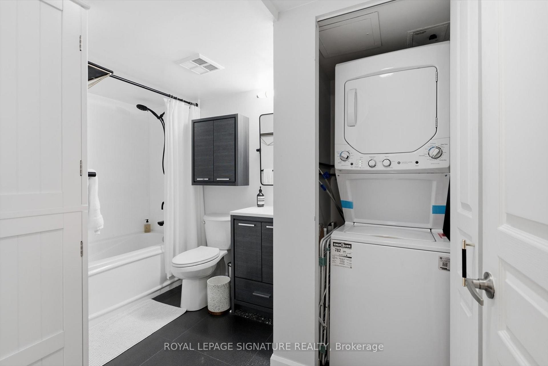 









323


Richmond

Street East, 704,
Toronto,




ON
M5A 3R3

