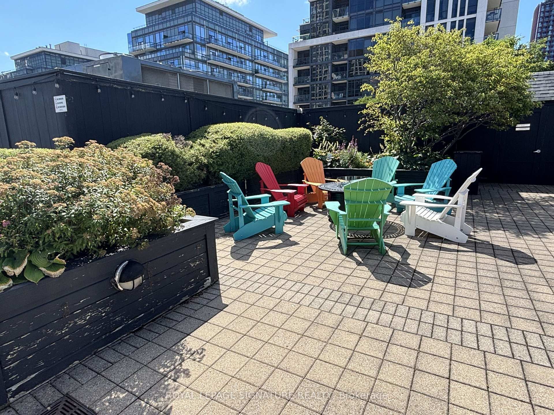 









323


Richmond

Street East, 704,
Toronto,




ON
M5A 3R3

