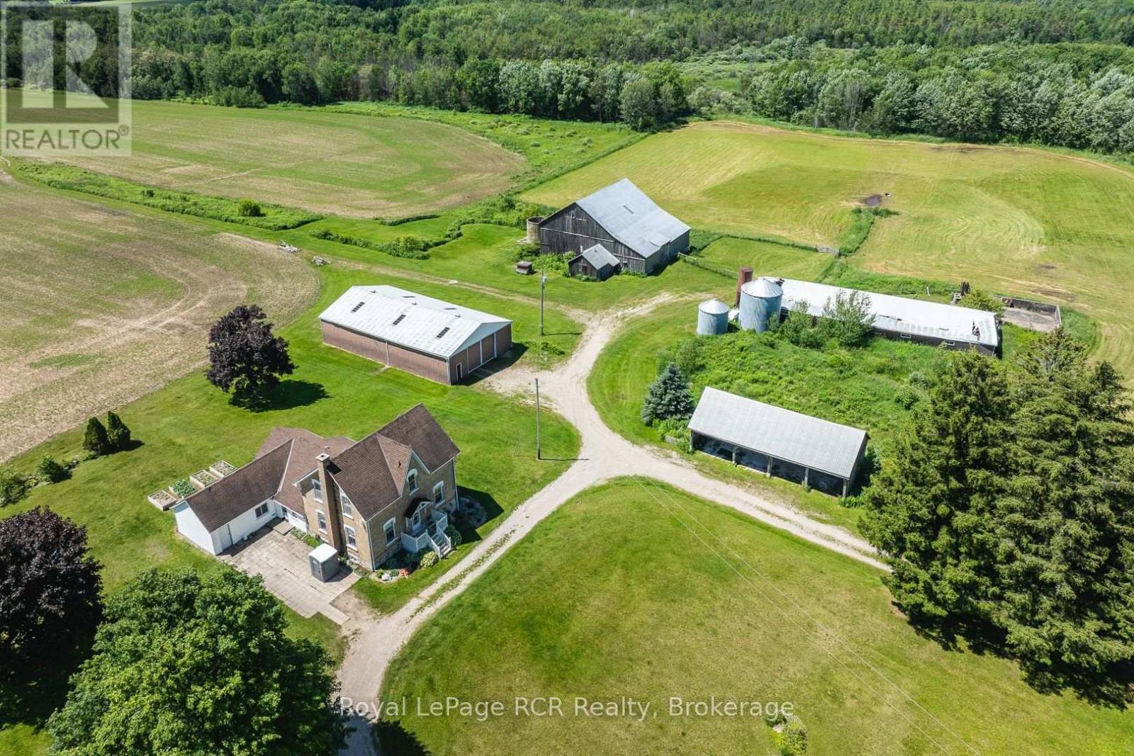 












541568 CONCESSION 14 NDR

,
West Grey,







Ontario
N0G1L0

