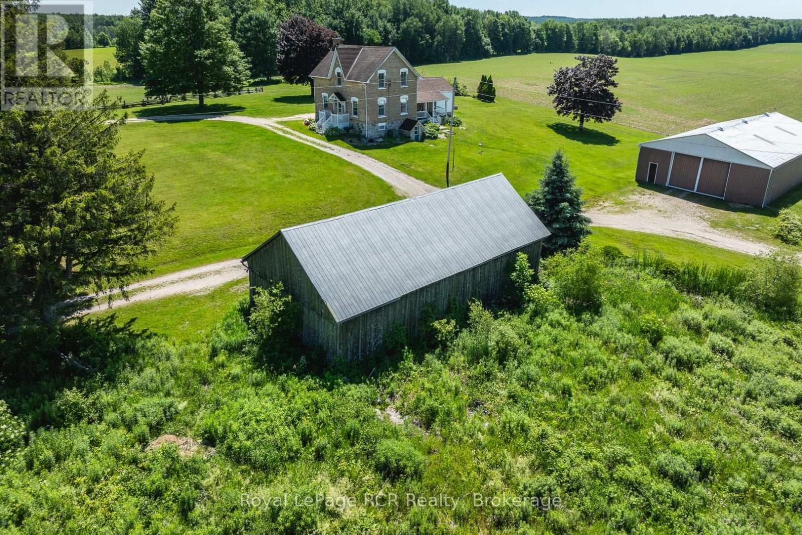 












541568 CONCESSION 14 NDR

,
West Grey,







Ontario
N0G1L0

