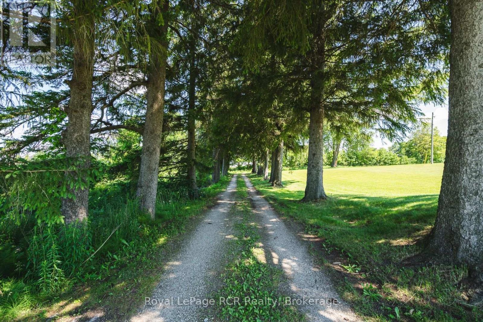 












541568 CONCESSION 14 NDR

,
West Grey,







Ontario
N0G1L0

