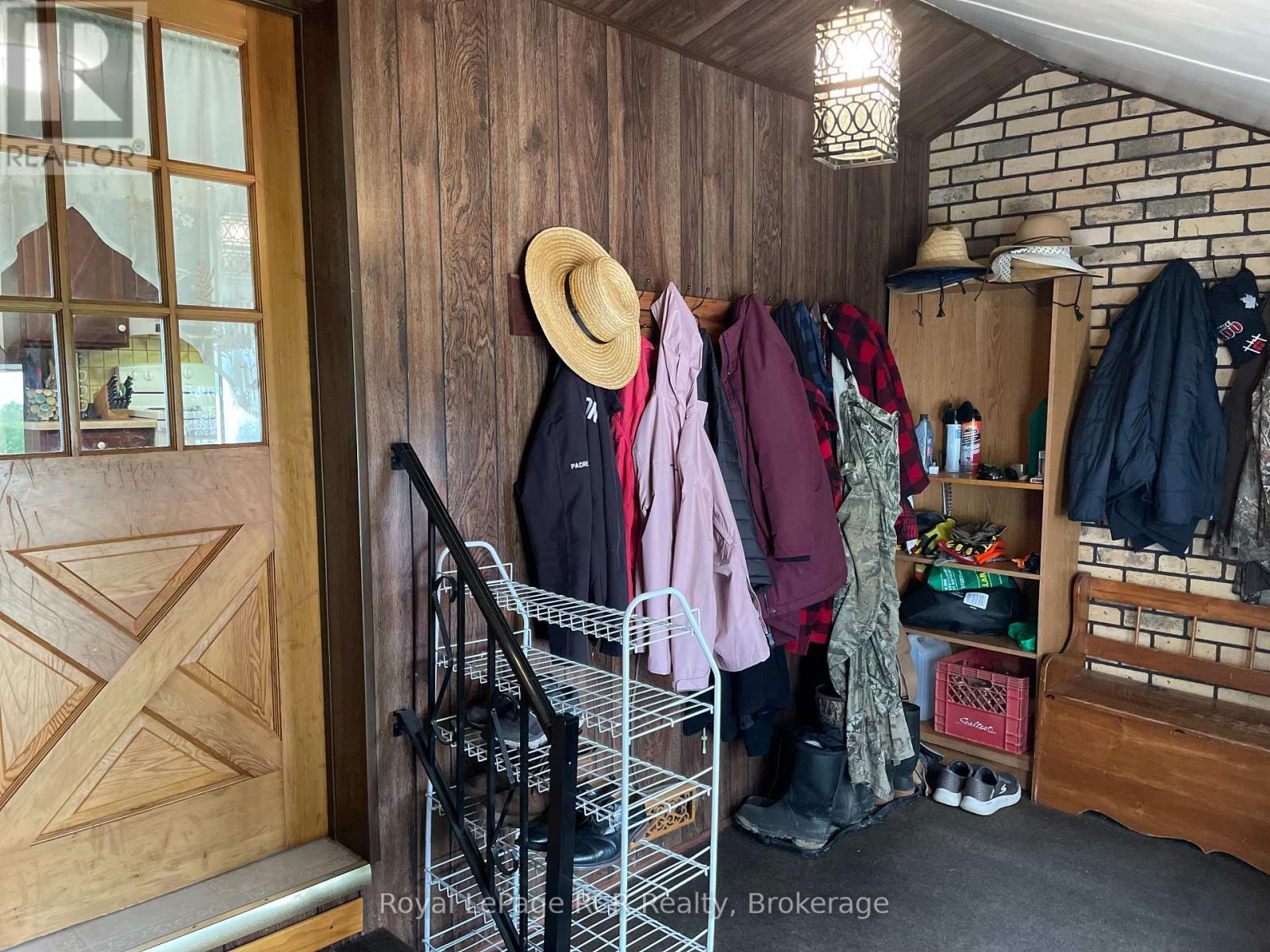 












541568 CONCESSION 14 NDR

,
West Grey,







Ontario
N0G1L0

