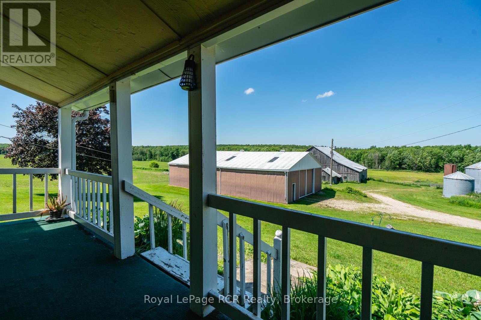 












541568 CONCESSION 14 NDR

,
West Grey,







Ontario
N0G1L0

