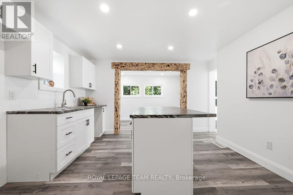












29 GILLIES STREET

,
McNab/Braeside,




Ontario
K0A1G0


