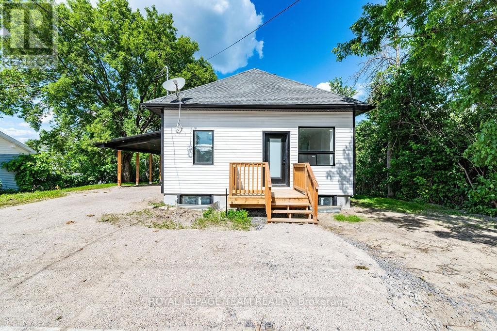












29 GILLIES STREET

,
McNab/Braeside,




Ontario
K0A1G0

