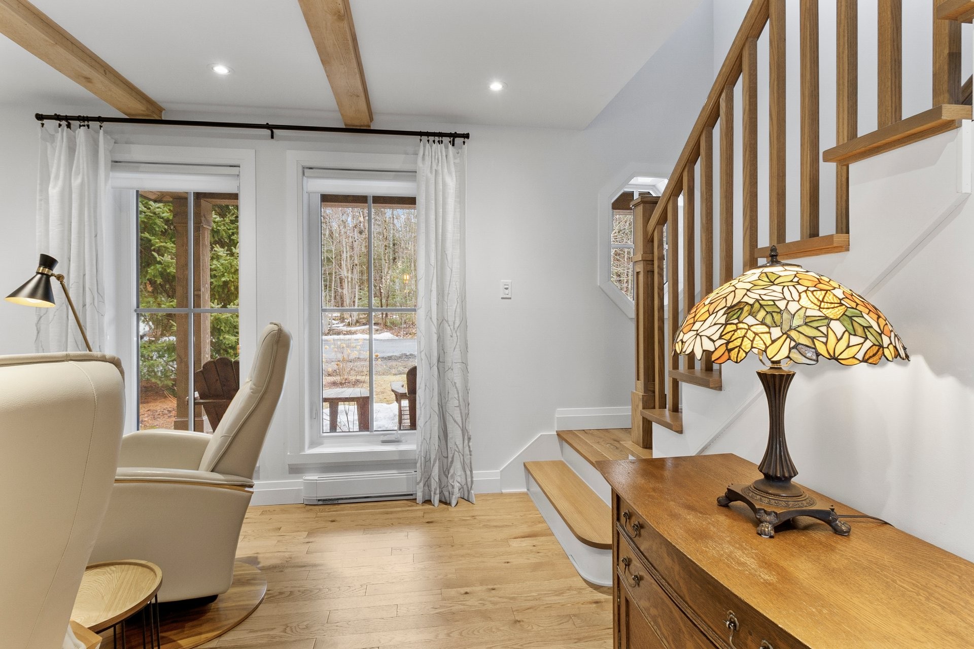 









230


Rue René

,
Magog,




QC
J1X7P7

