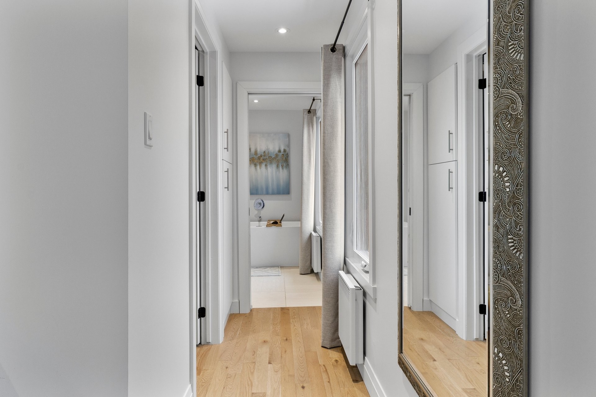 









230


Rue René

,
Magog,




QC
J1X7P7

