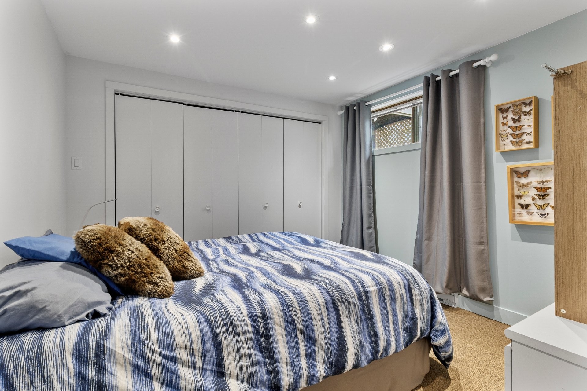 









230


Rue René

,
Magog,




QC
J1X7P7

