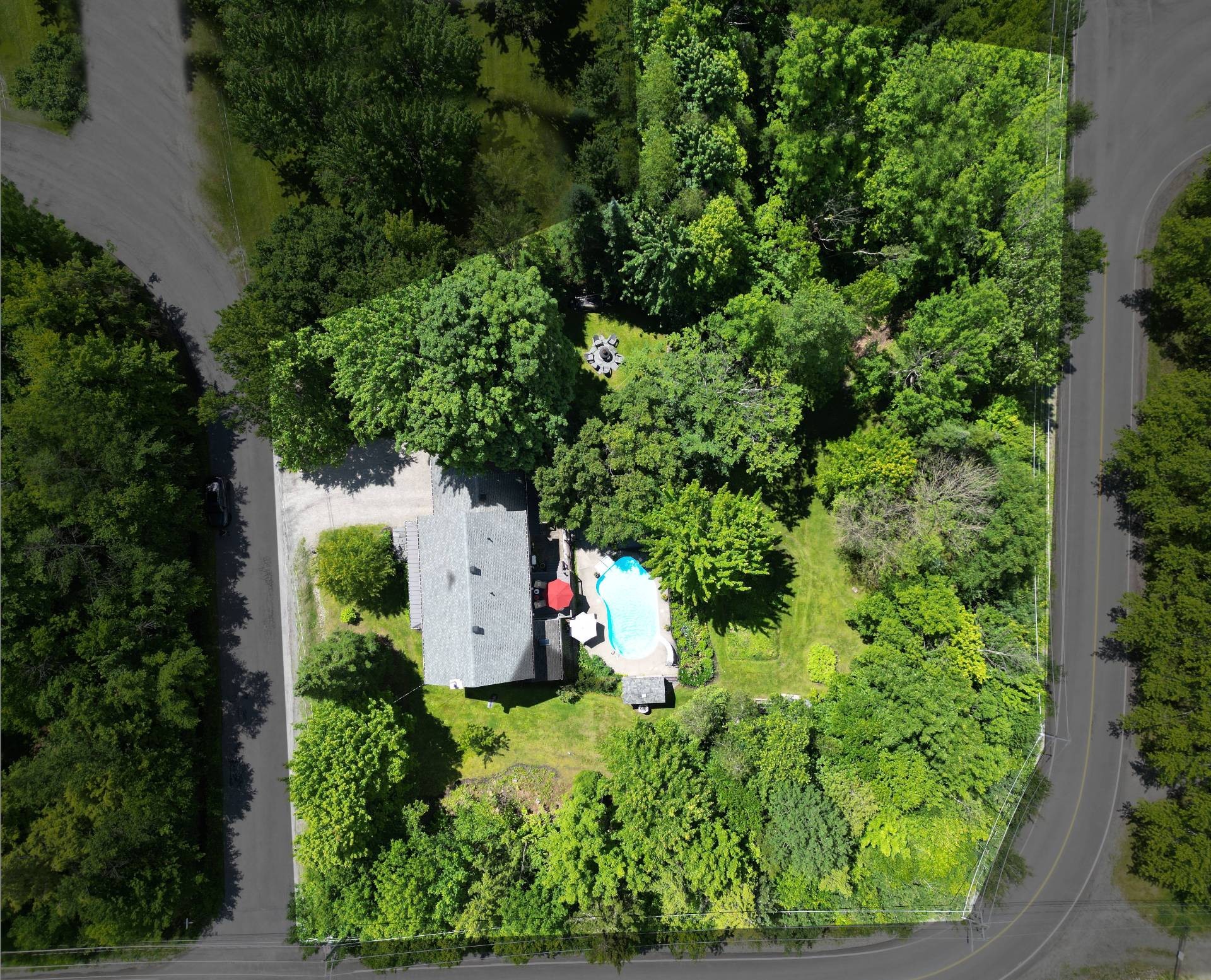 









230


Rue René

,
Magog,




QC
J1X7P7

