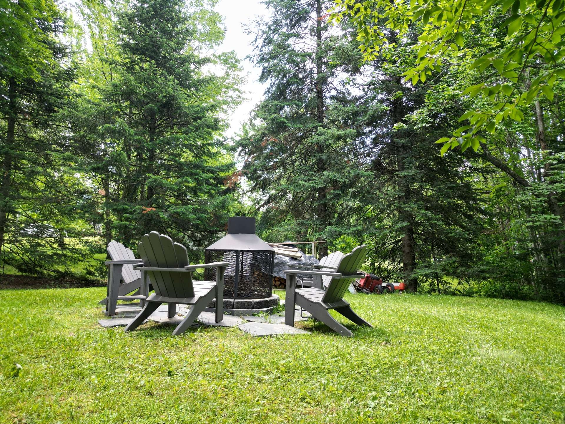 









230


Rue René

,
Magog,




QC
J1X7P7

