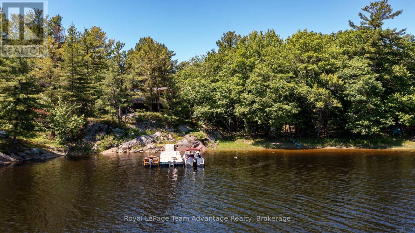 












7 A60 ISLAND

,
The Archipelago (Archipelago North),




Ontario
P0G1K0

