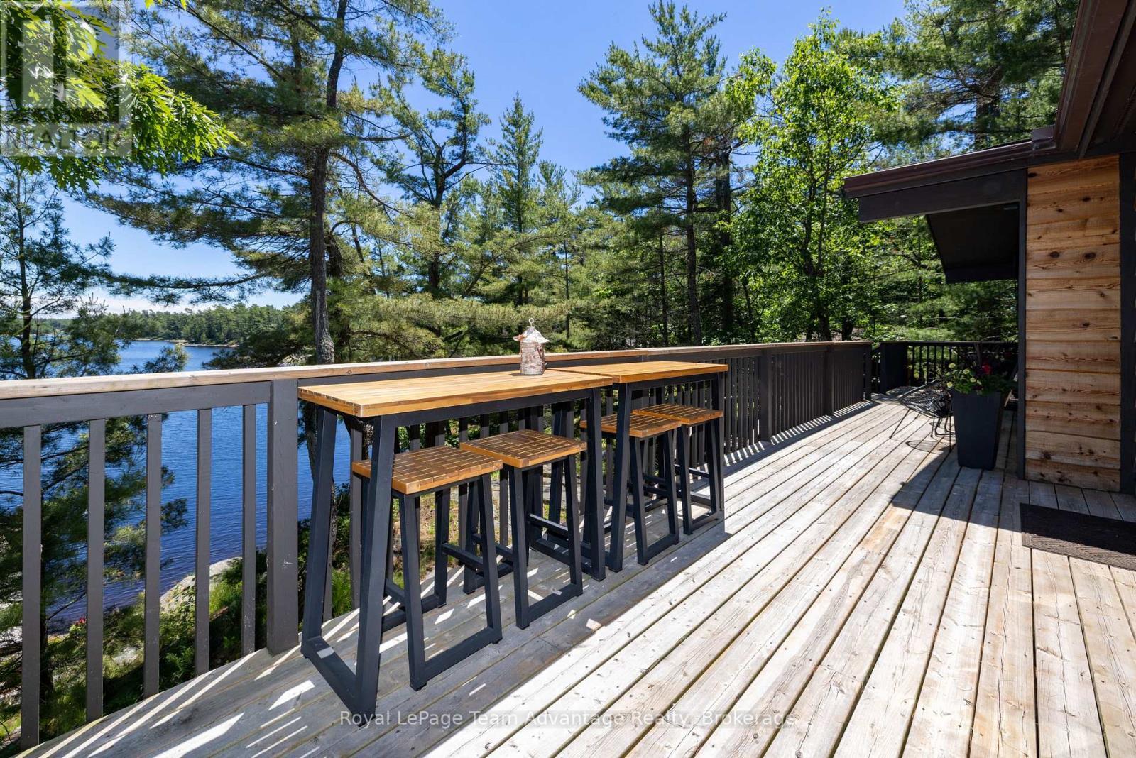 












7 A60 ISLAND

,
The Archipelago (Archipelago North),




Ontario
P0G1K0

