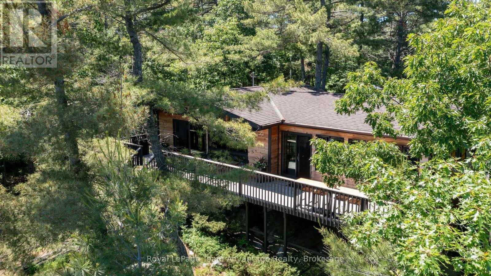 












7 A60 ISLAND

,
The Archipelago (Archipelago North),




Ontario
P0G1K0

