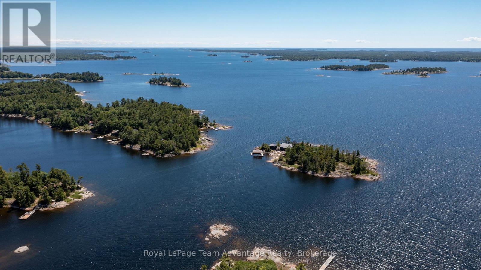 












7 A60 ISLAND

,
The Archipelago (Archipelago North),




Ontario
P0G1K0

