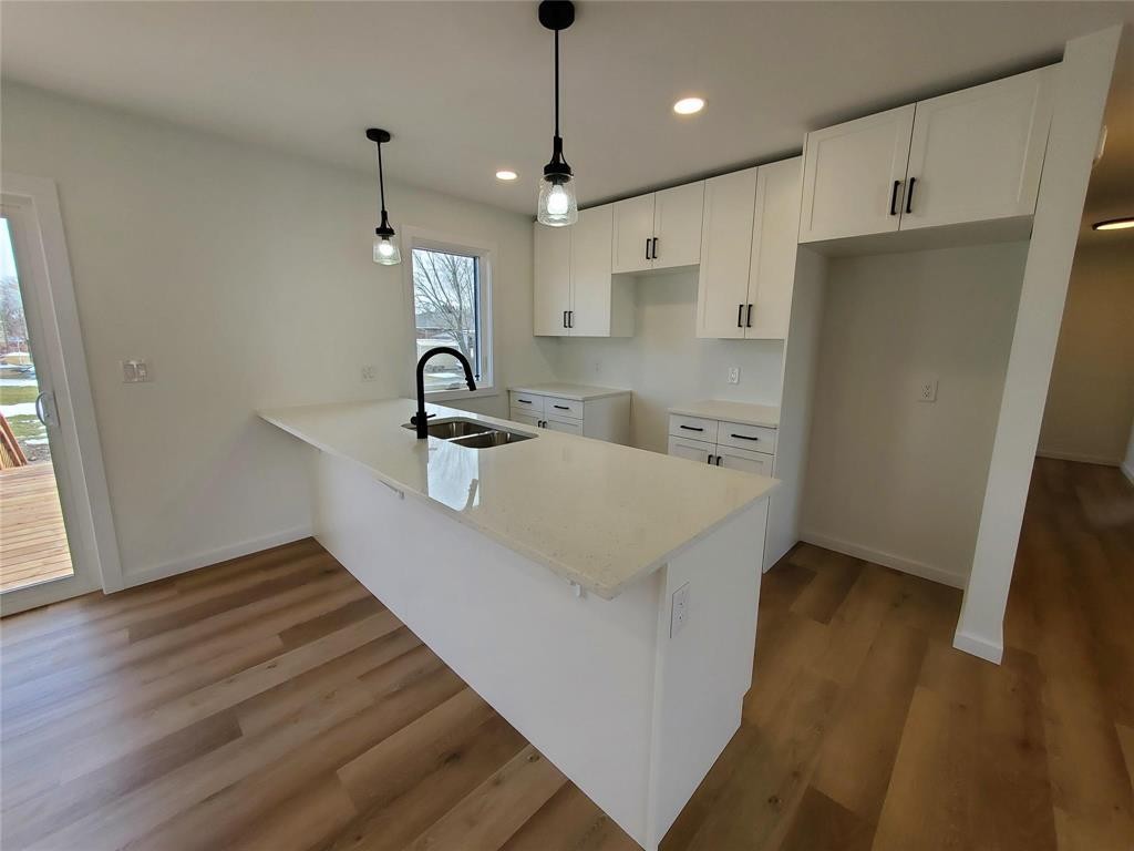 












448 St Alphonse Avenue

,
Ste Anne,




Manitoba
R5H1B6

