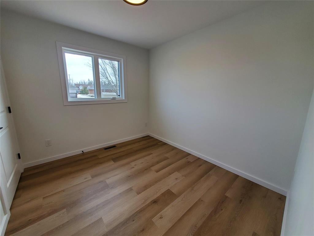












448 St Alphonse Avenue

,
Ste Anne,




Manitoba
R5H1B6

