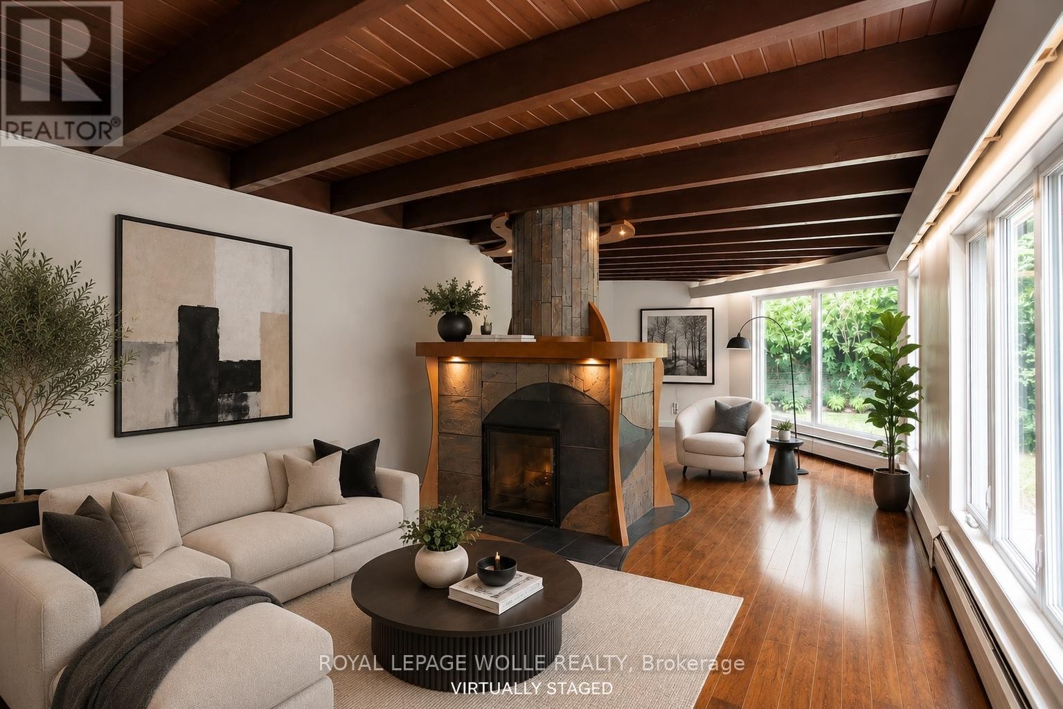 












294 ALGONQUIN DRIVE

,
Waterloo,




Ontario
N2L2S8

