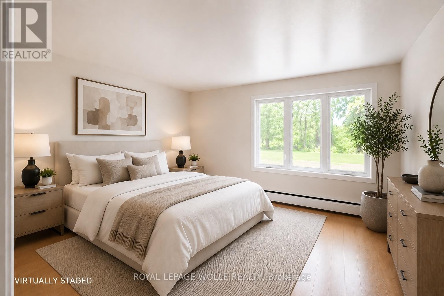 












294 ALGONQUIN DRIVE

,
Waterloo,




Ontario
N2L2S8

