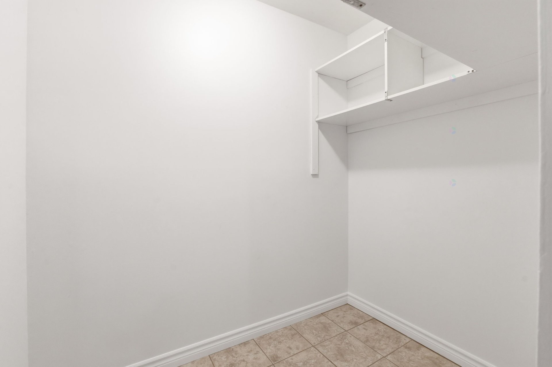 









213


Place des Sorbiers

,
Gatineau (Hull),




QC
J8Y6P9

