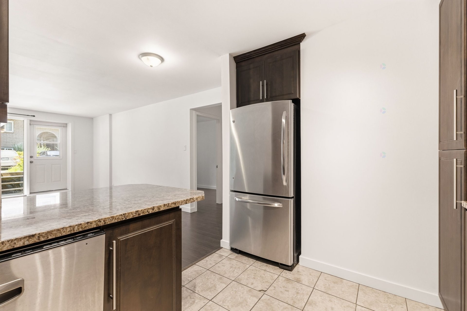 









213


Place des Sorbiers

,
Gatineau (Hull),




QC
J8Y6P9


