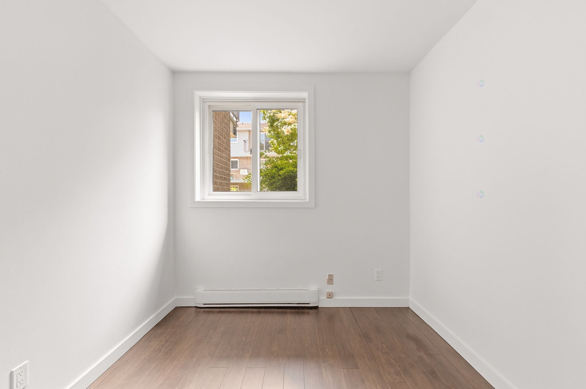 









213


Place des Sorbiers

,
Gatineau (Hull),




QC
J8Y6P9

