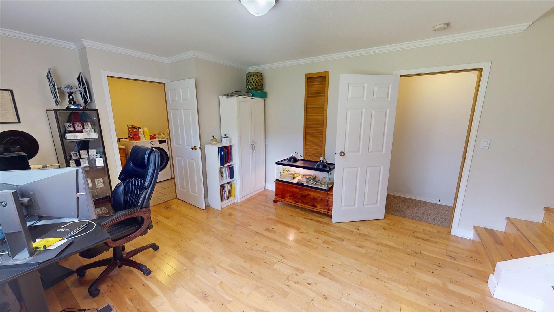 









2912


Edgewood

Drive,
Cranbrook,




BC
V1C 6C9

