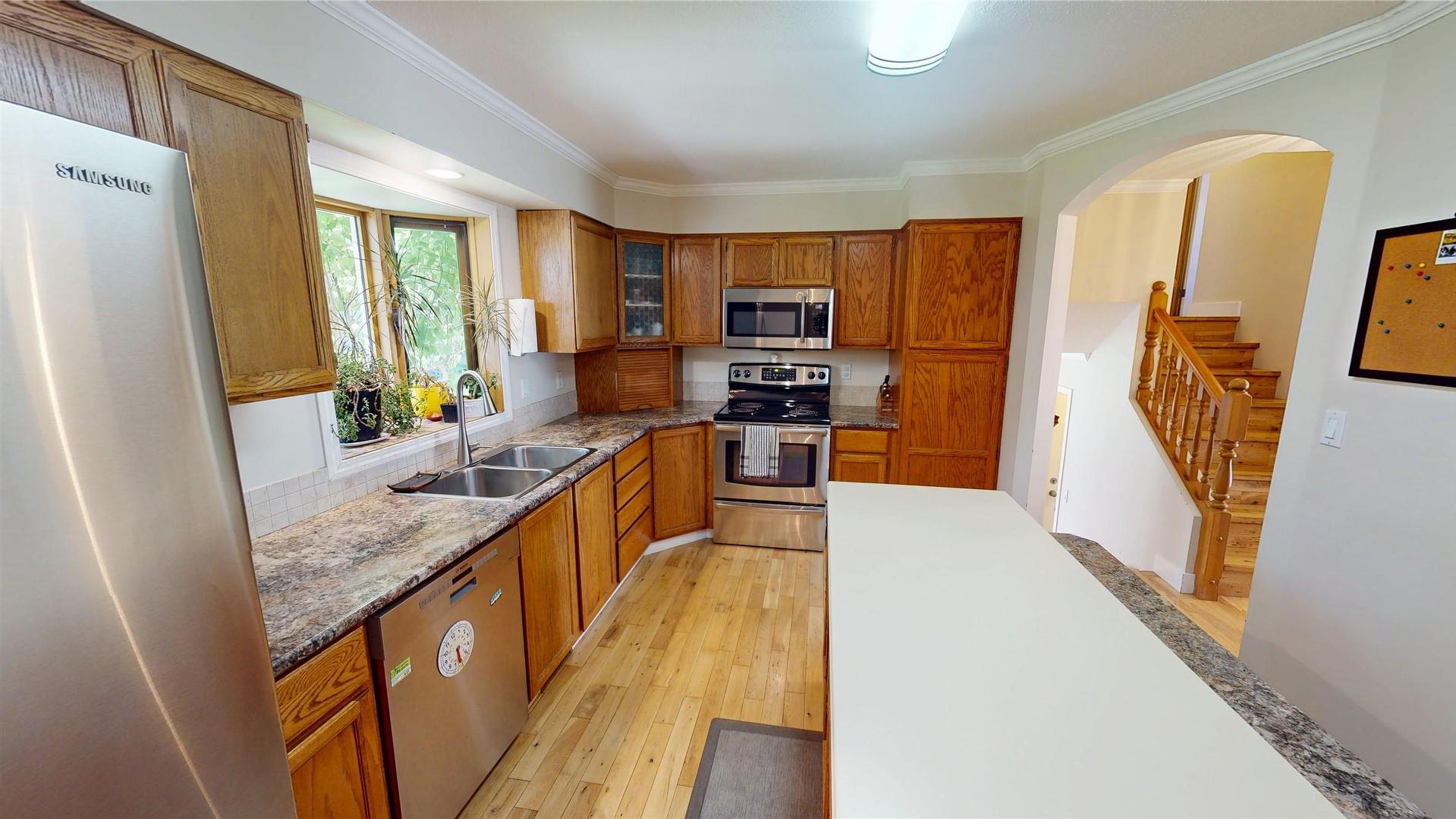 









2912


Edgewood

Drive,
Cranbrook,




BC
V1C 6C9

