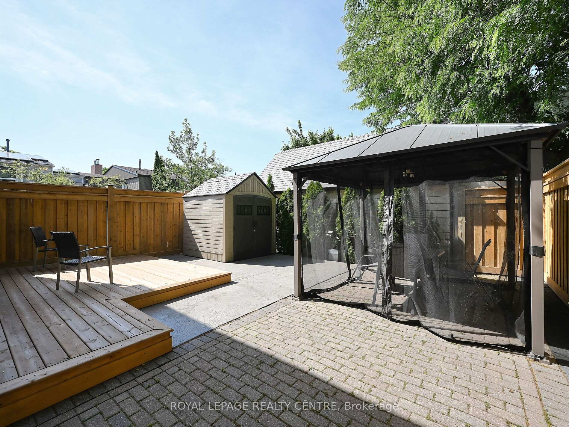 









1221


Kos

Boulevard,
Mississauga,




ON
L5J 4L3

