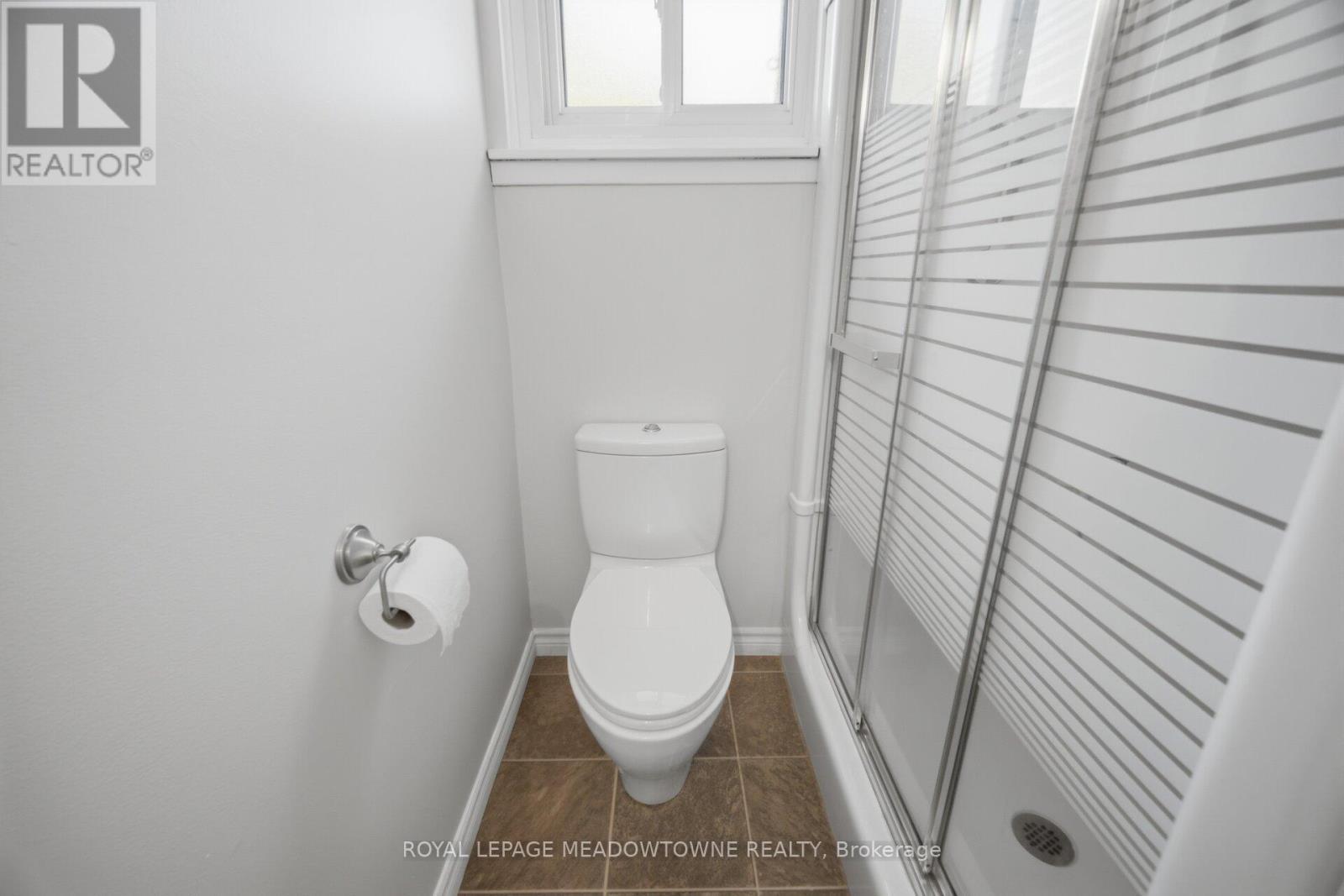 












913 MAPLE AVENUE

,
Milton,




Ontario
L9T3X6

