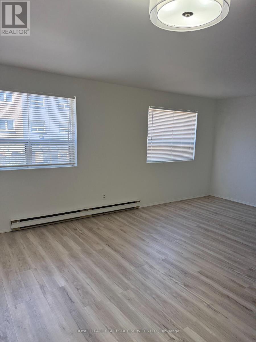 












110 ATLANTIC AVENUE

,
Toronto,




Ontario
M6K1X9

