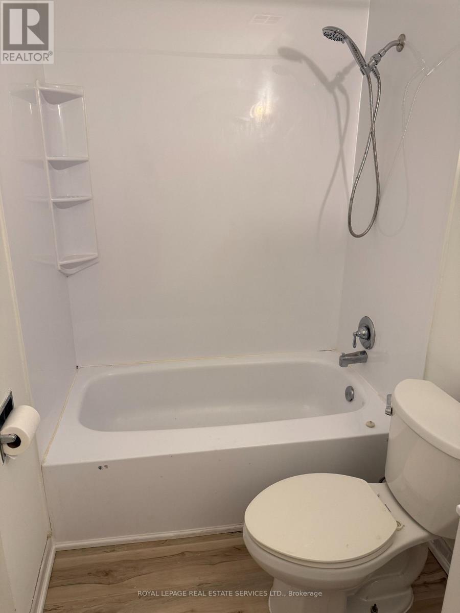 












110 ATLANTIC AVENUE

,
Toronto,




Ontario
M6K1X9

