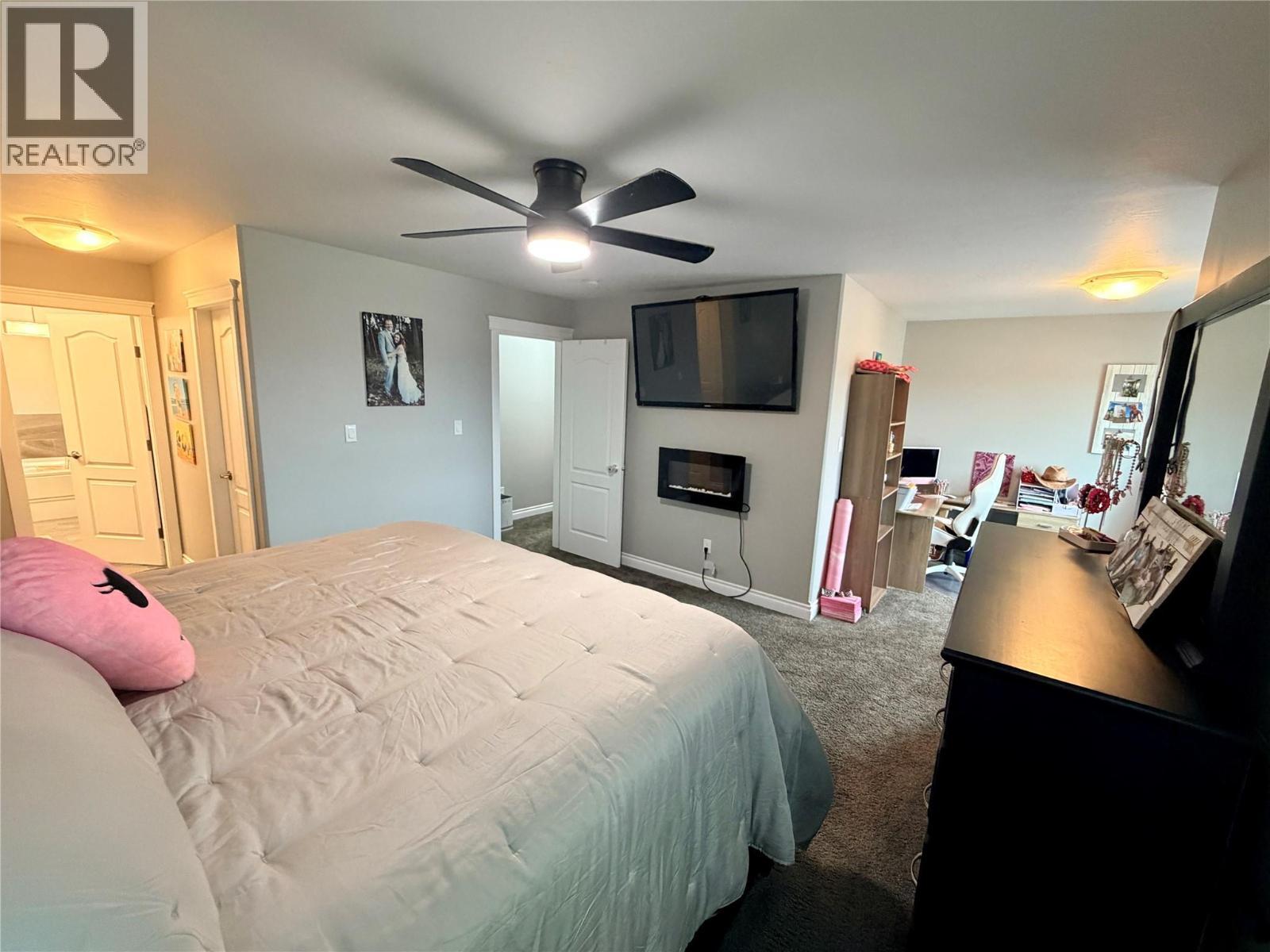 












1832 86 Avenue

,
Dawson Creek,




British Columbia
V1G0C8

