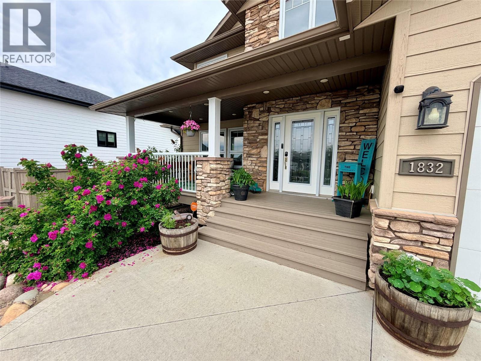 












1832 86 Avenue

,
Dawson Creek,




British Columbia
V1G0C8

