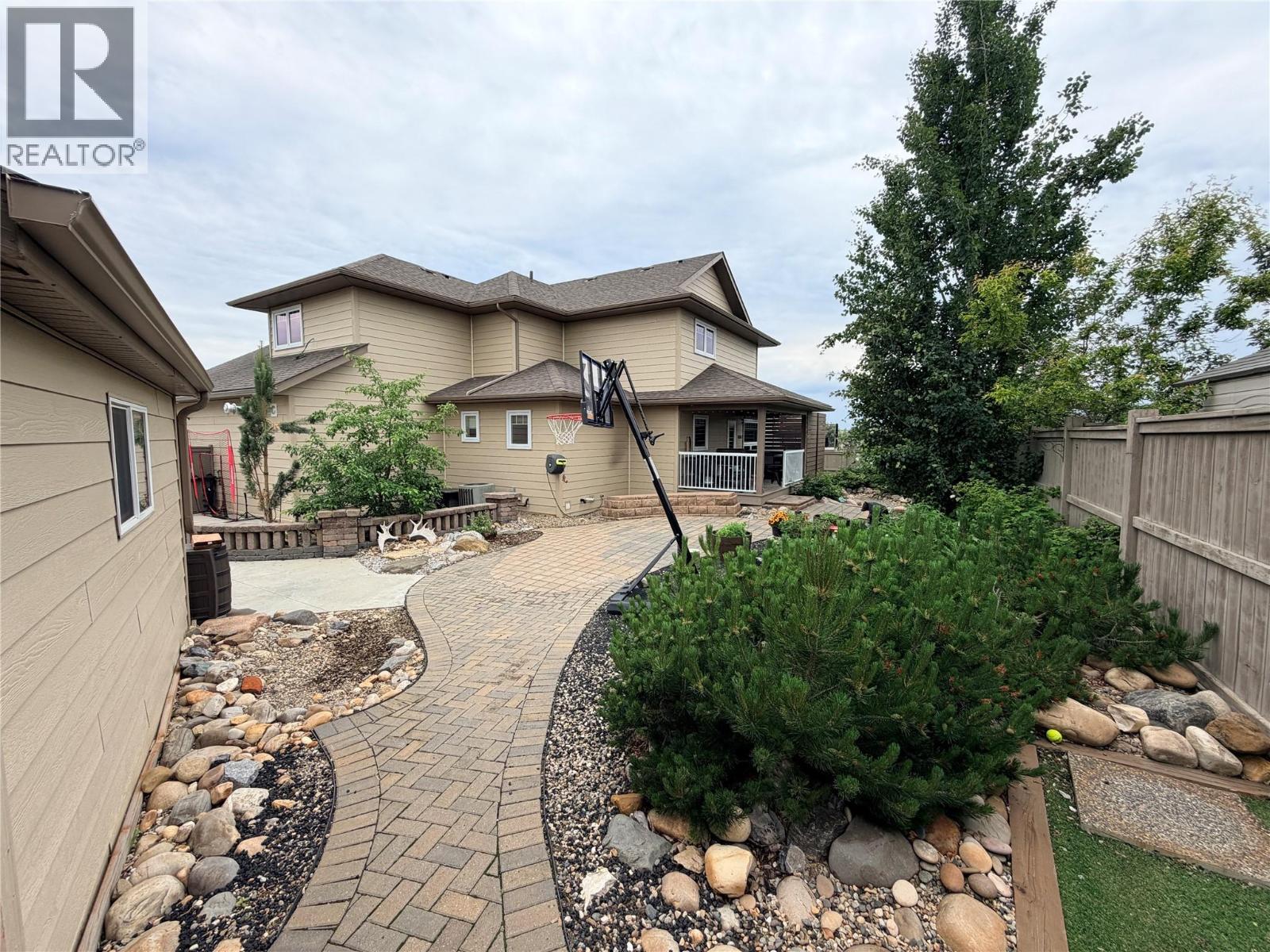 












1832 86 Avenue

,
Dawson Creek,




British Columbia
V1G0C8

